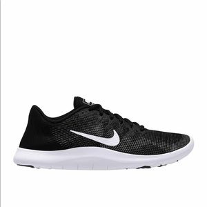 Nike Shoes - Nike! Flex RN sneaker. 5.5 Nike Shoes - Nike! Flex RN sneaker. 5.5